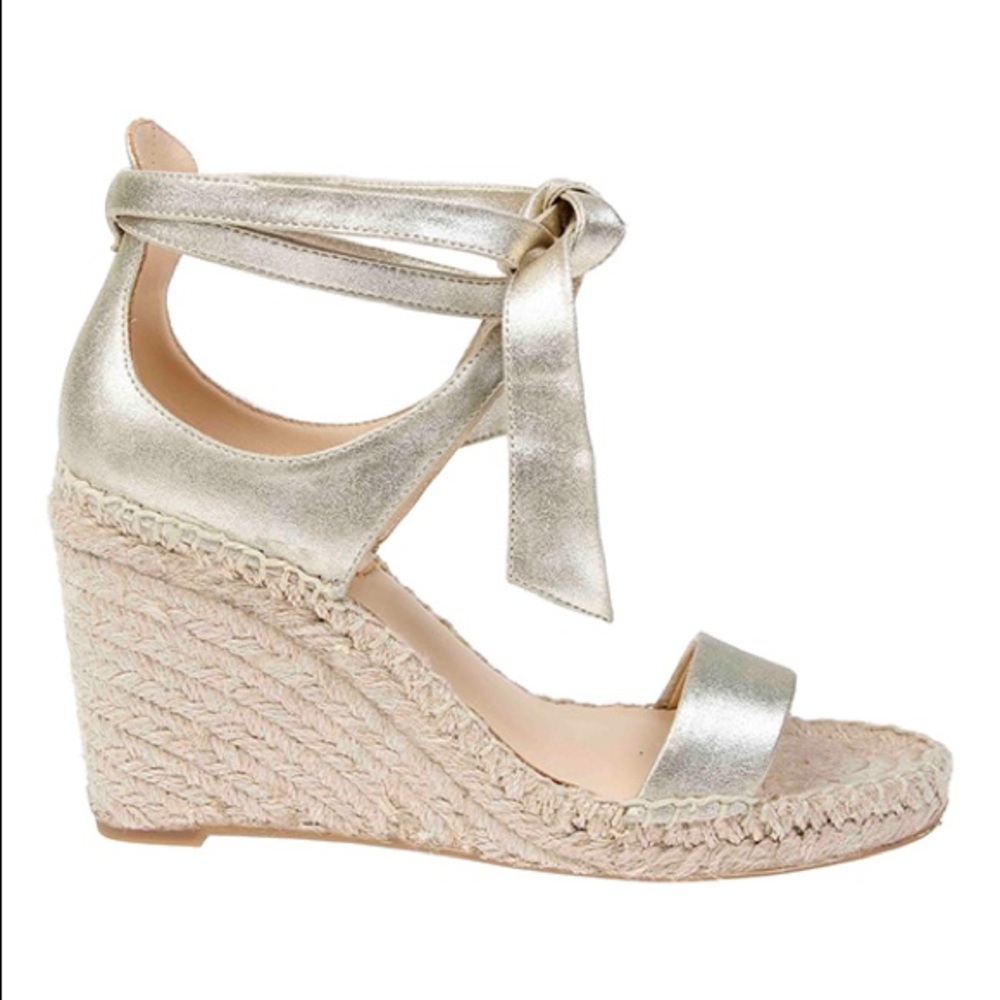 New Badgley Mischka leather wedge sandals